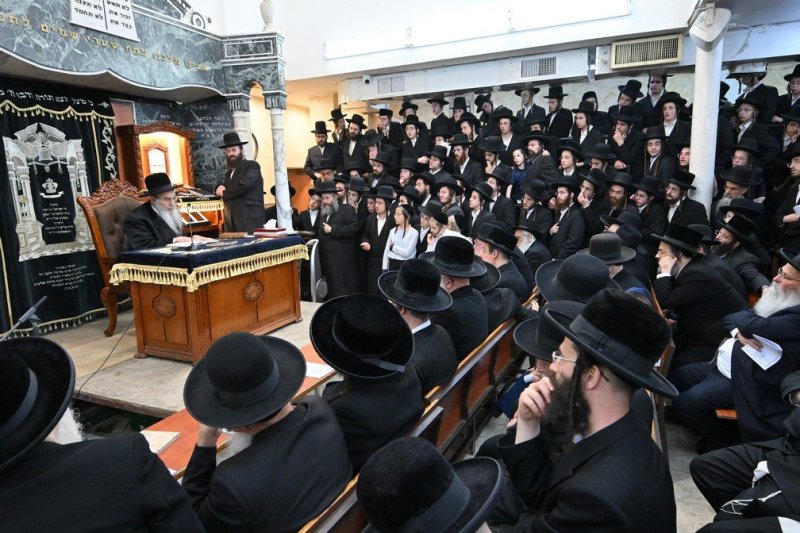 באדיבות המצלם