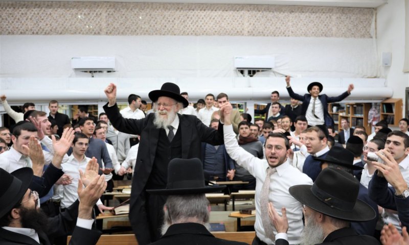 יחד עם הגר"ש גלאי: בישיבה של כרמיאל זכרו את ר' אהרן לייב