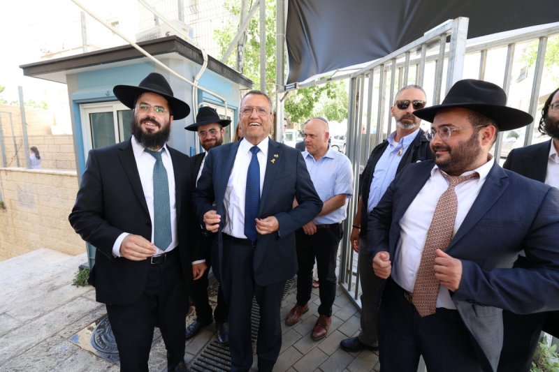 קובי הר צבי