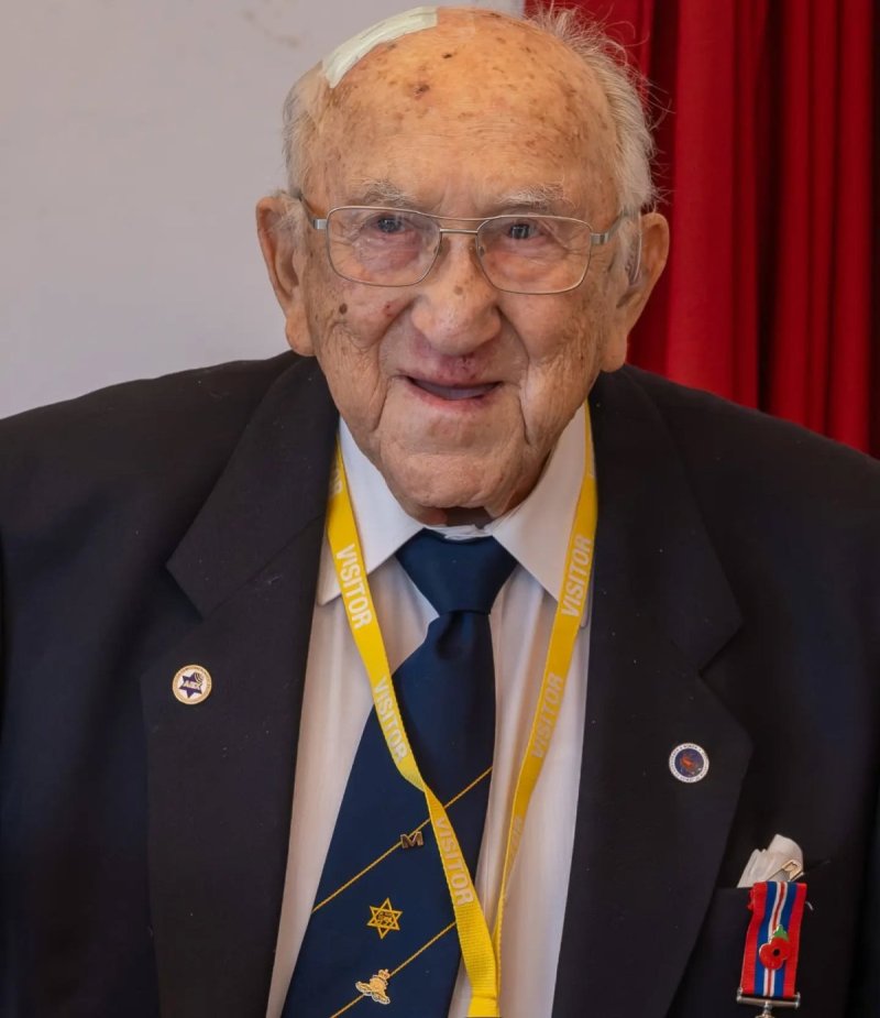 (The Association of Jewish Ex-Servicemen and Women (AJEX