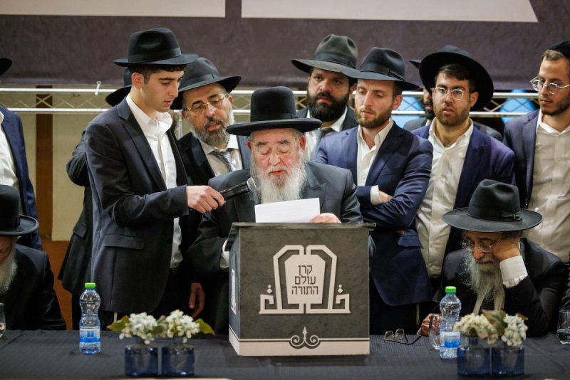 דניאל נפוסי ומאיר זלזניק