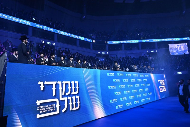 דניאל נפוסי, אריאל רבינסקי ומנדי טוויטו