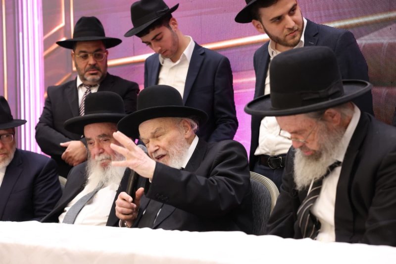 יעקב נחומי, שמוליק קורלנסקי ואלעזר פיינשטיין