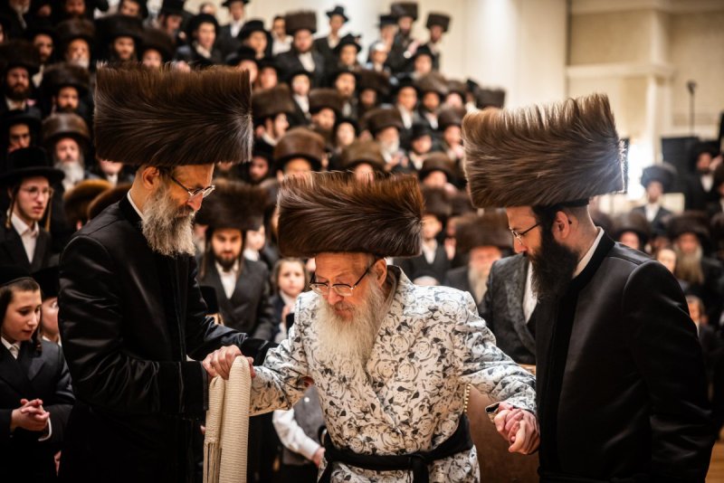 האחים לאנטשעווסקי 