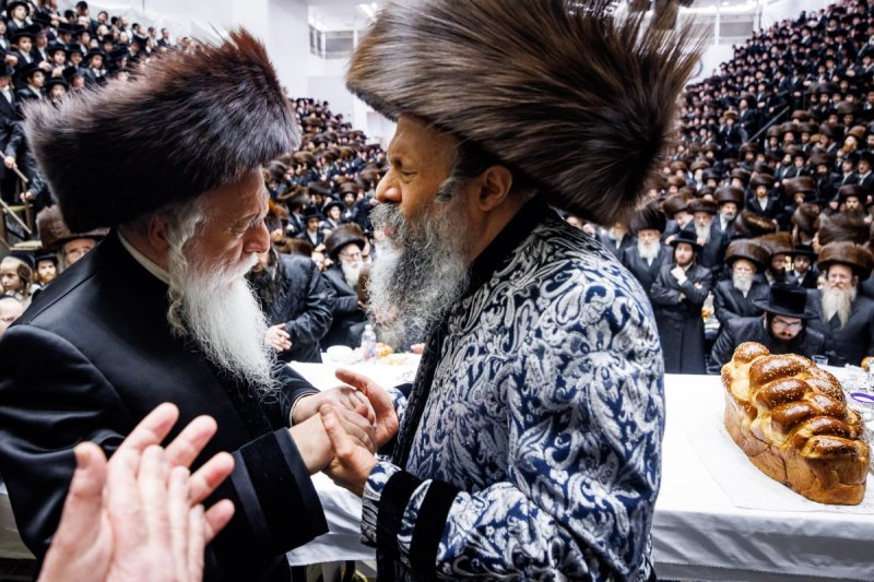 אברומי בלום והלל ל"ש