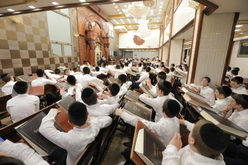 באדיבות המצלם