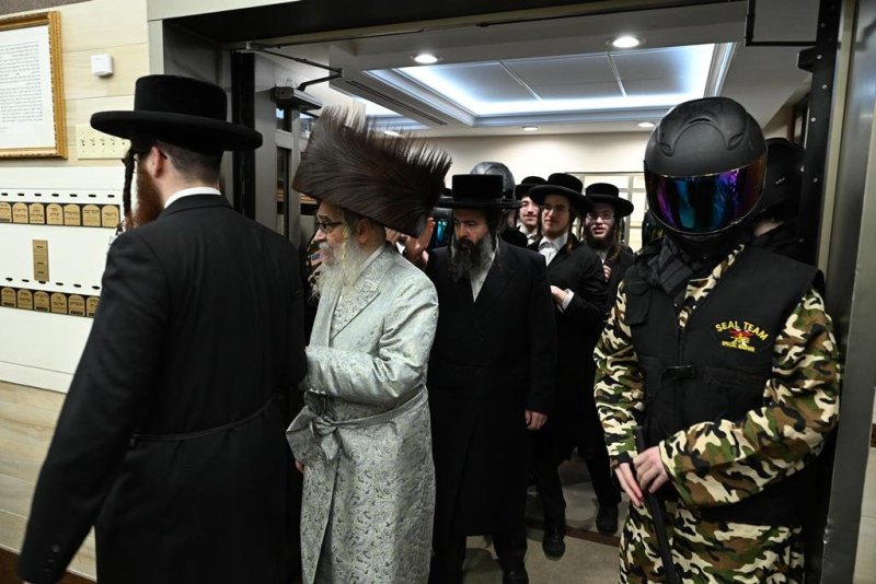 באדיבות המצלם