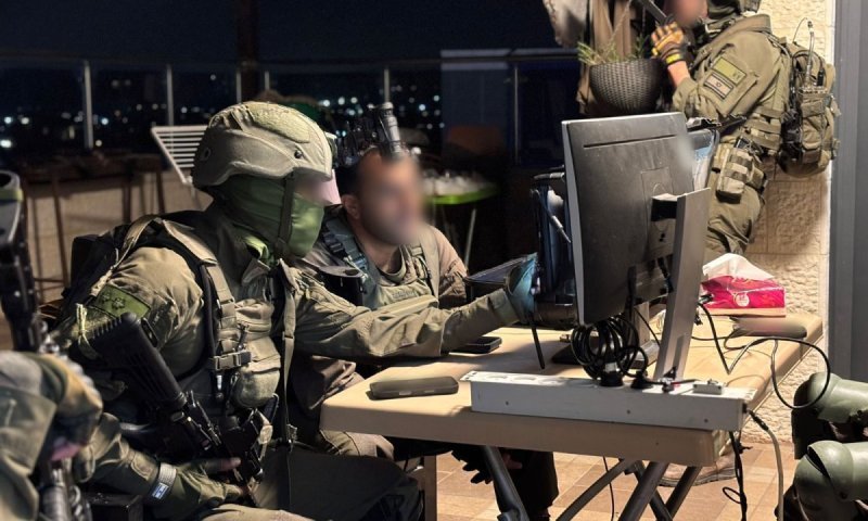 פעילות צה"ל ביו"ש במלחמה: מעצרים ותגבור גדודים