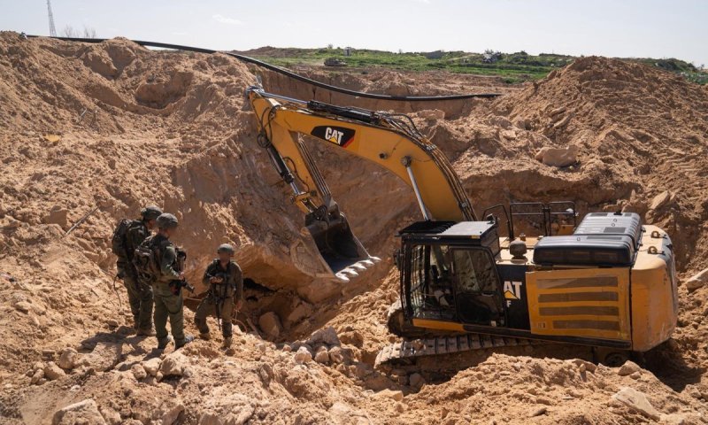 שערורייה: מפעלי בטון לאיטום המנהרות עוברים לשליטת ארה״ב