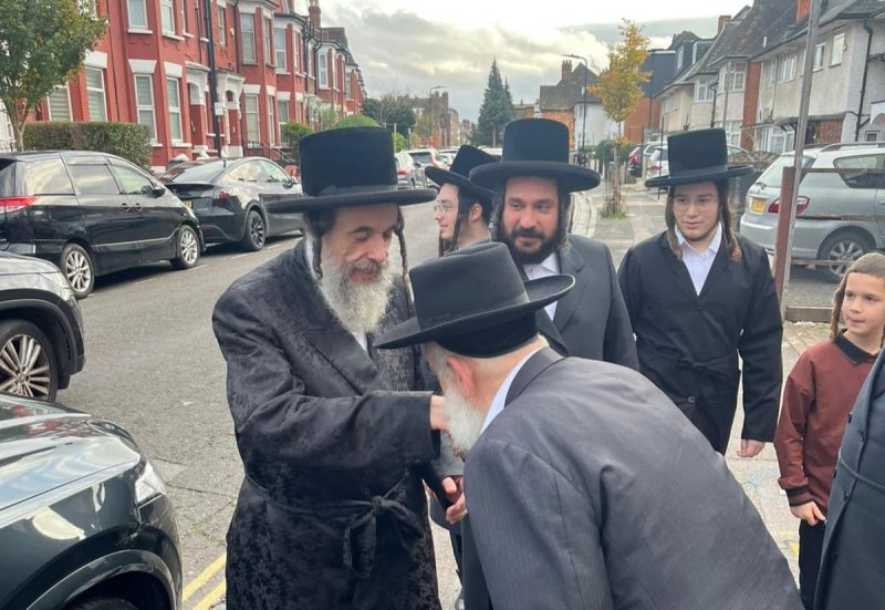 באדיבות המצלם