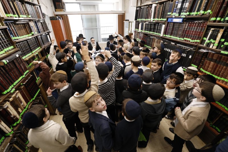 שמוליק קורלנסקי