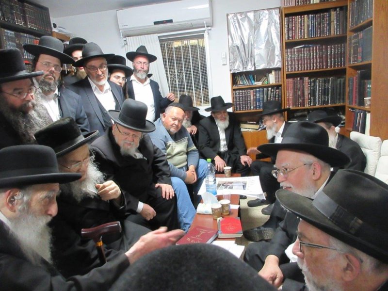 באדיבות המצלם