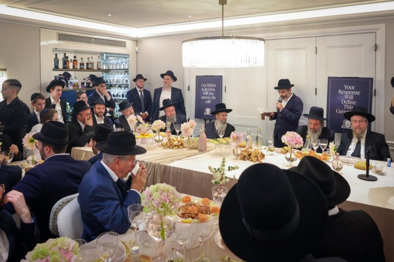 דניאל נפוסי ומאיר זלזניק