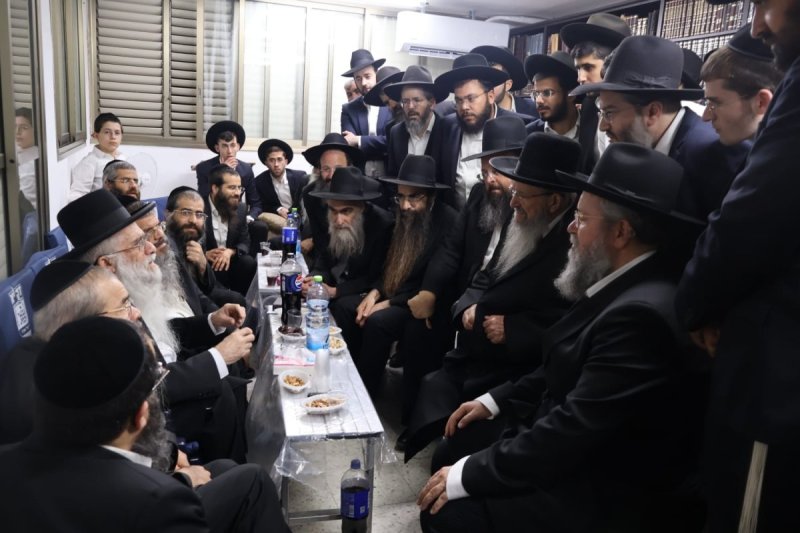 באדיבות המצלם