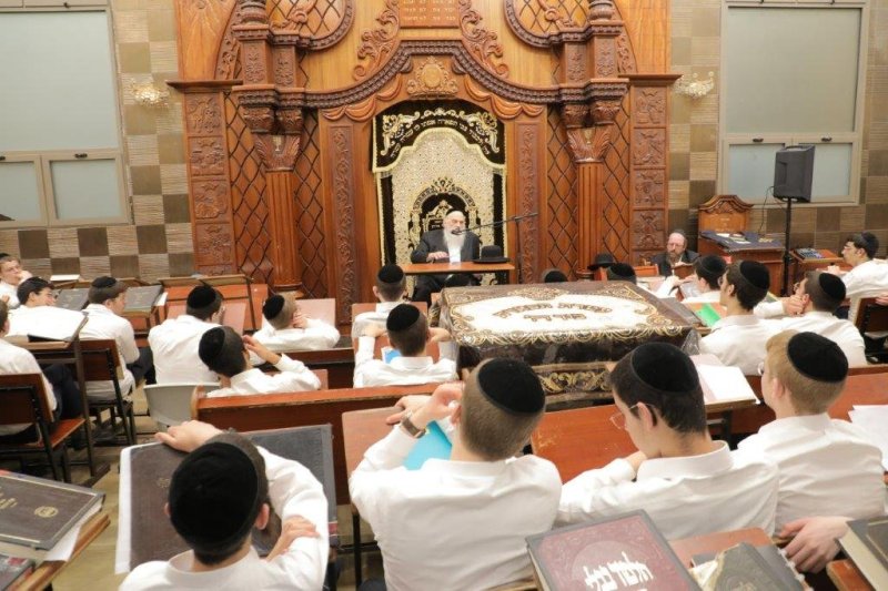 באדיבות המצלם