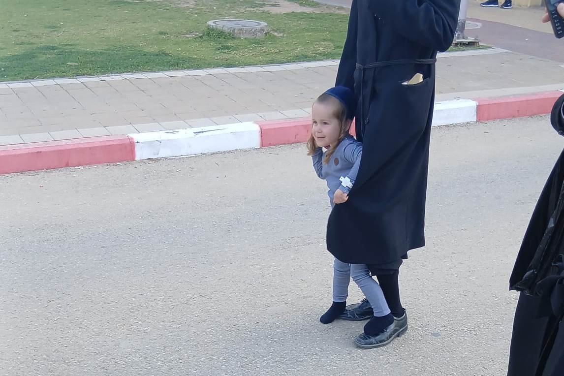 באדיבות המצלם