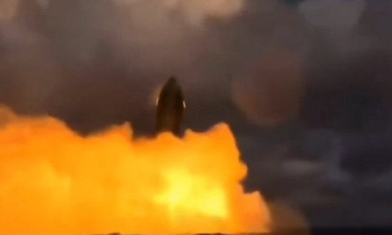 הצליחה לנחות ואז התפוצצה: החללית החדשה של מאסק התרסקה באוקיינוס