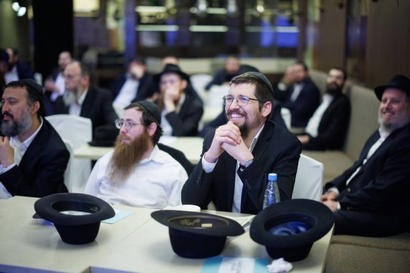 לוי נאזרוב
