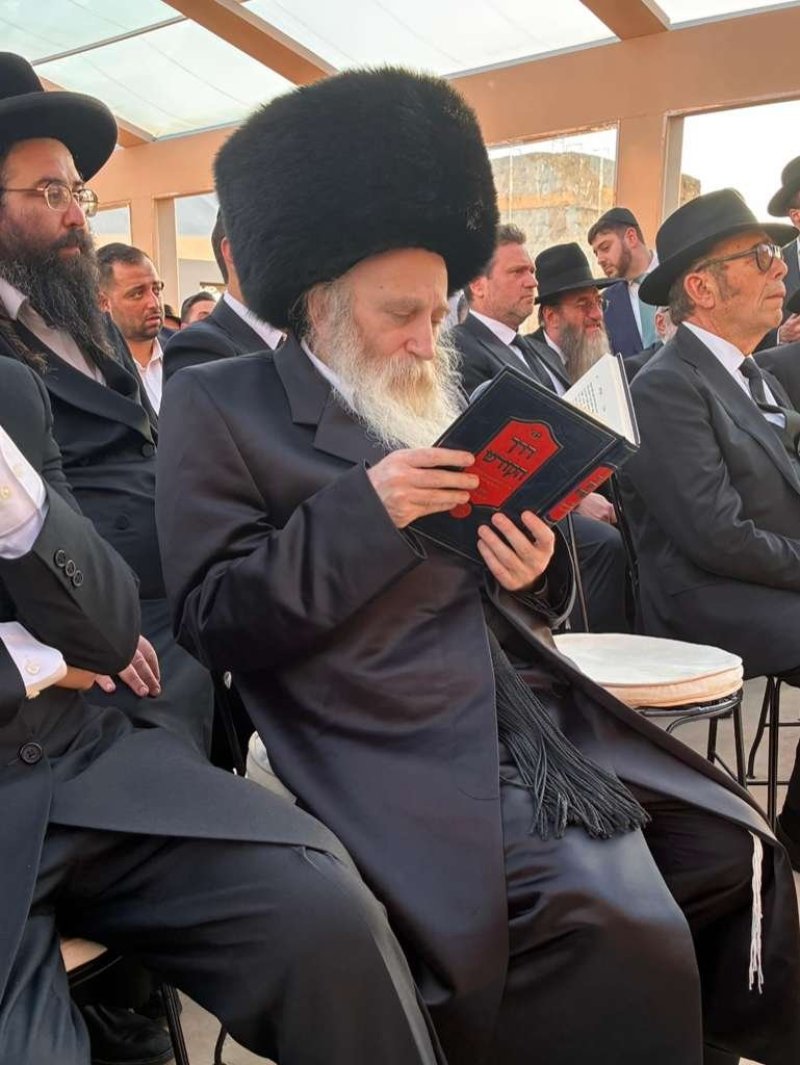 באדיבות המצלם