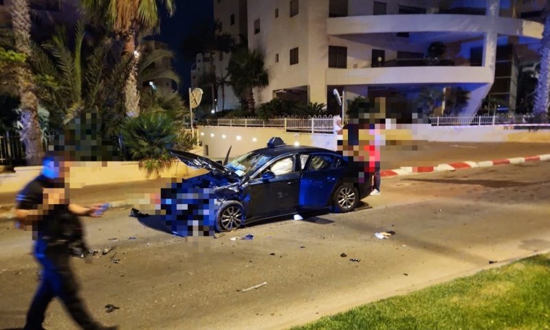 המרדף בנתניה הסתיים בהתנגשות: שוטר נפצע, הנהג נעצר