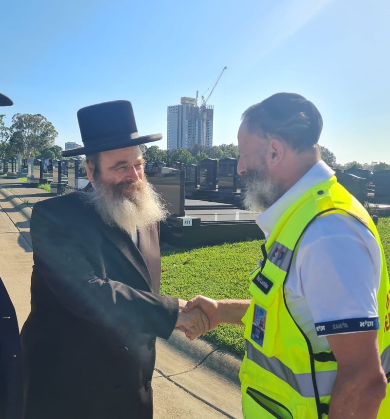 באדיבות המצלם