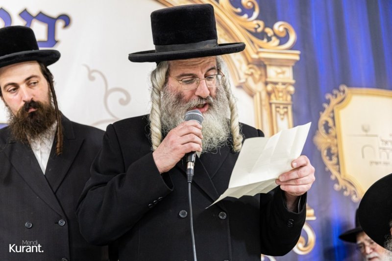 מענדי קורנט