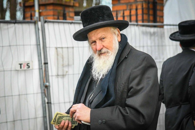 ארי קופרשטוק