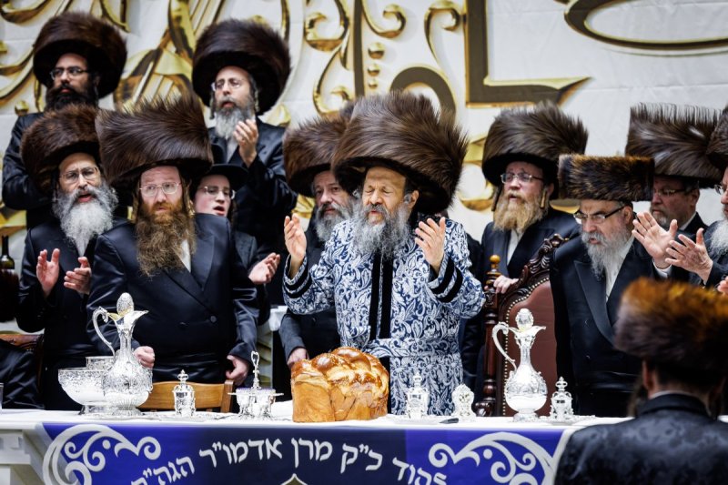 אברומי בלום והלל ל"ש