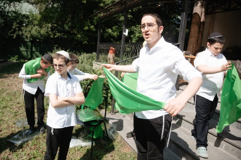 לוי נאזרוב