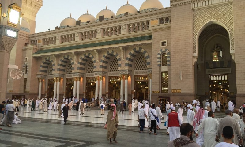 מנהיגים יהודים נפגשו עם שר ההגנה הסעודי שאיחל "שבת שלום"