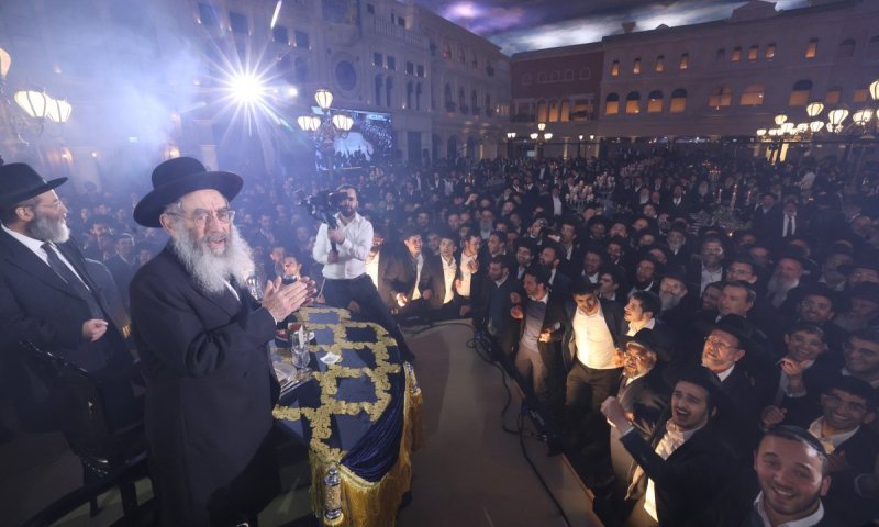 מחזה מרגש בדי סיטי: אלפי בוגרי 'בית שמעיה' התכנסו לדינר מיוחד