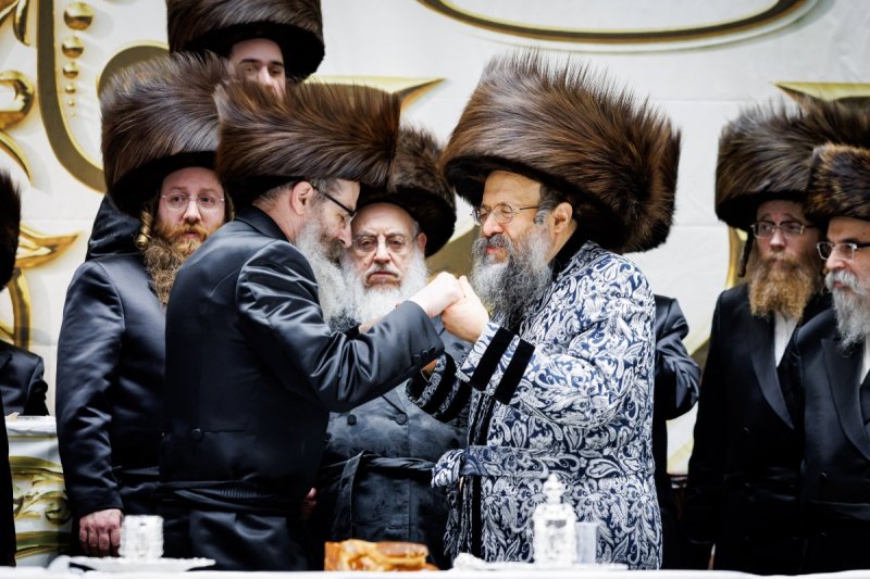 אברומי בלום והלל ל"ש