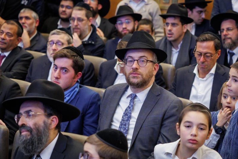 דניאל נפוסי ומאיר זלזניק