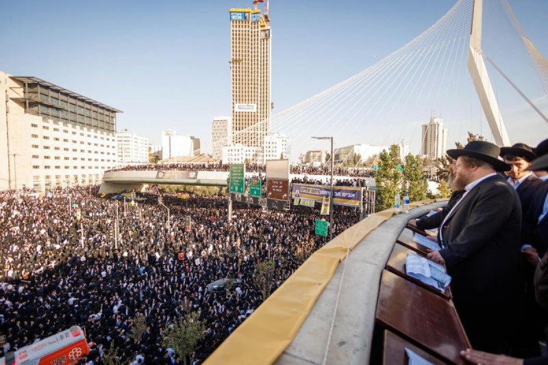 דניאל נפוסי ודוד מנדלסון