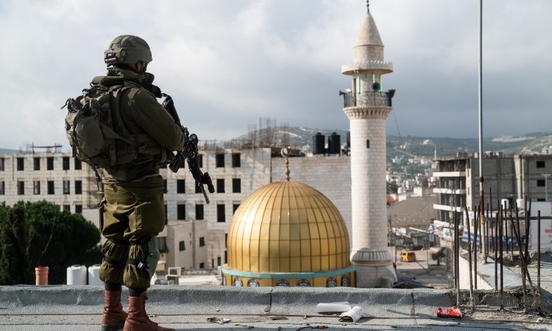 הפסיקו כי חשבו שהוא מת: מחבלים ביצעו לינץ' אכזרי בנער יהודי בחווארה