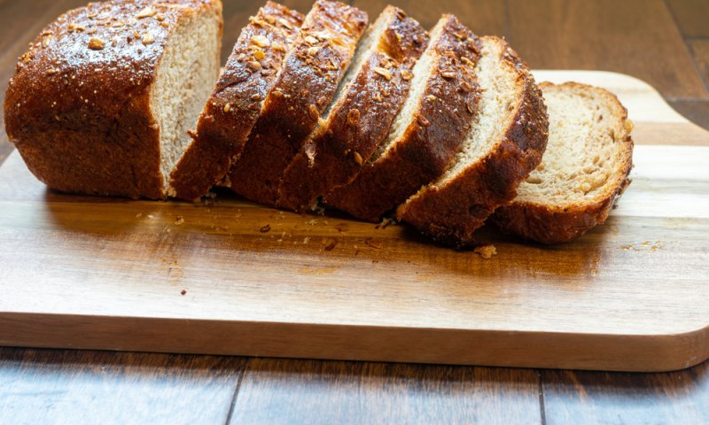 לחם קינואה ללא גלוטן וללא סוכר ומפתיע בהחלט!