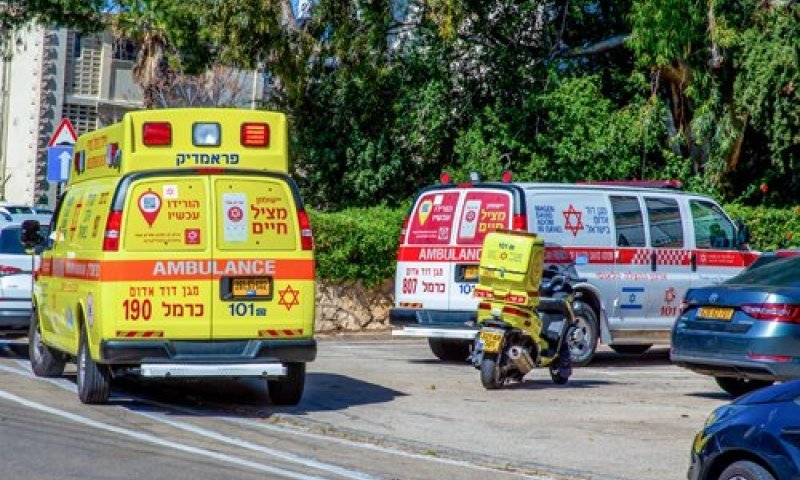 לא נתפס: הילדים מצאו את אמא שרועה בחדר המדרגות