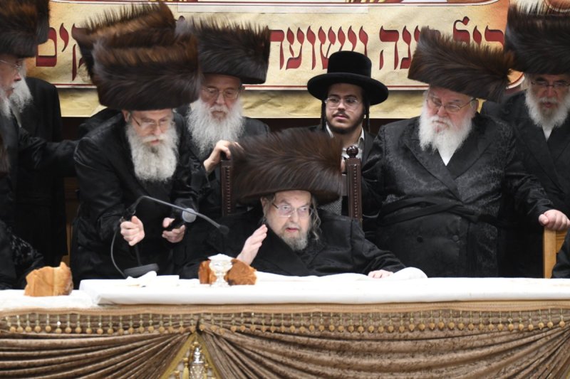 אנשיל בעק