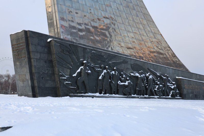  מרדכי לובעצקי