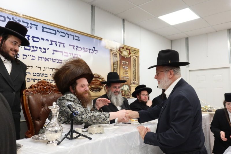 באדיבות המצלם