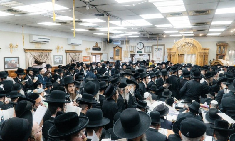 מהפכת "שטיבלאך" מסביב לשעון והיכל תורה מפואר בקלויז הספרדי