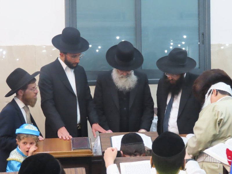 באדיבות המצלם