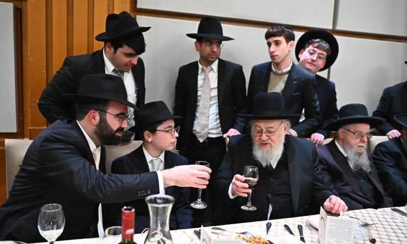 ראשי הישיבות נהרו: בר מצווה לבן הפרקליט של אסירי עולם התורה