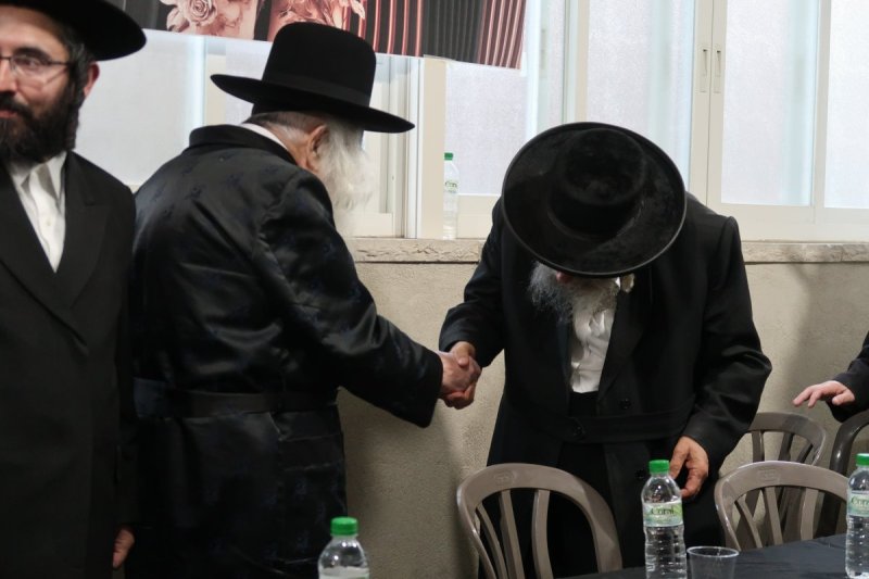 שמואל דריי ומ.א נוימן