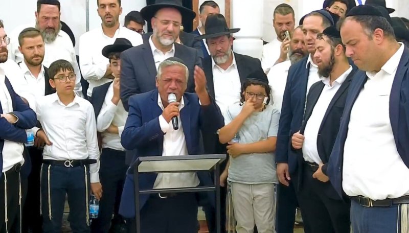 באדיבות המצלם