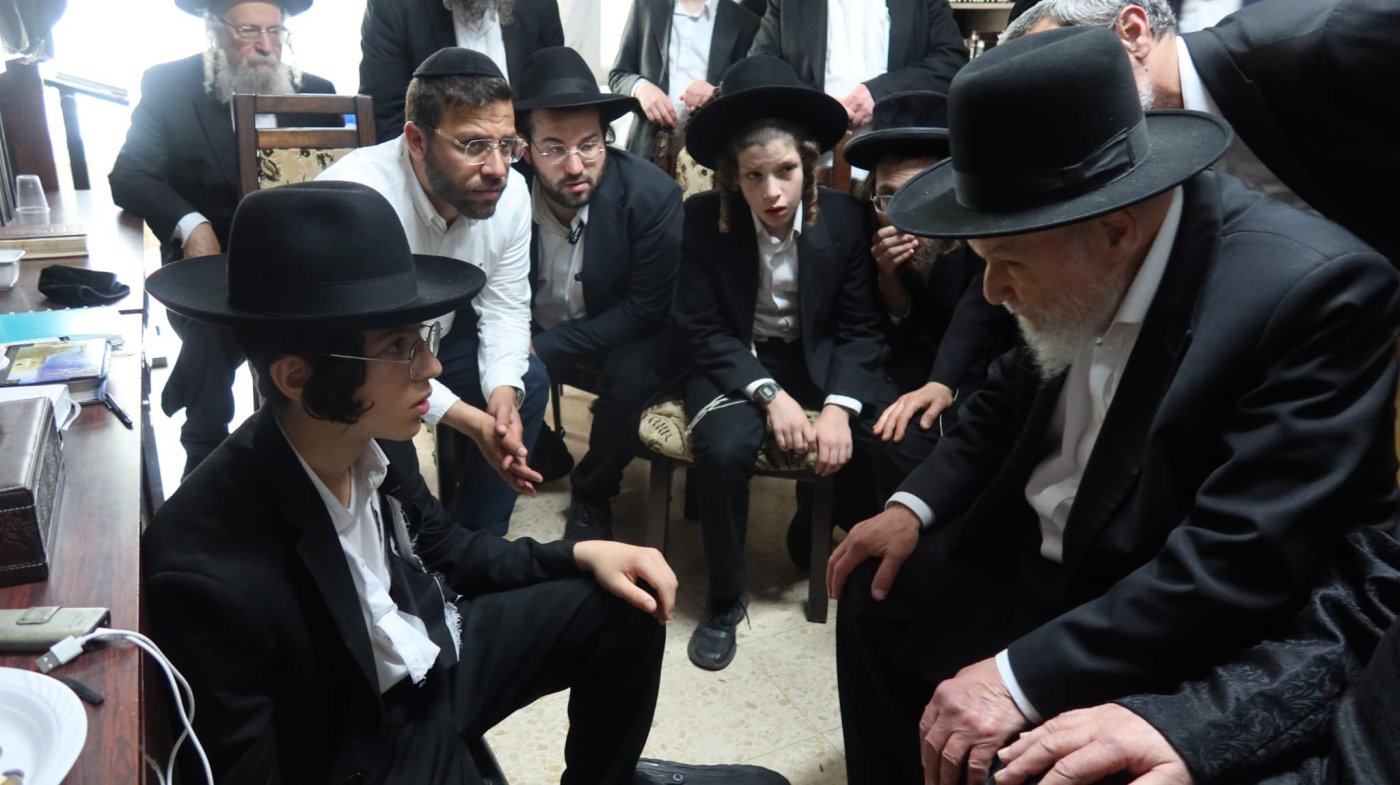 באדיבולת המצלם