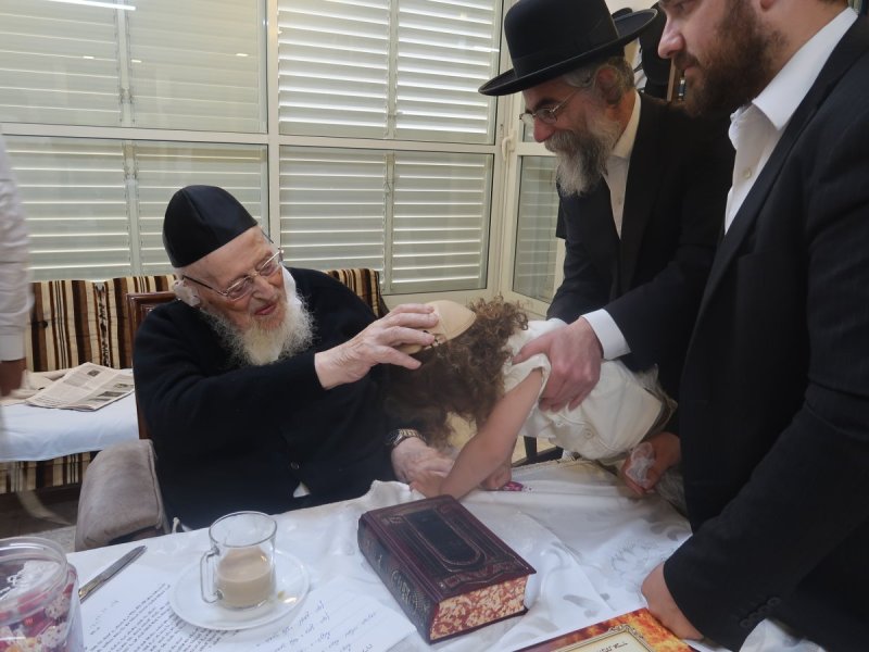 באדיבות המצלם