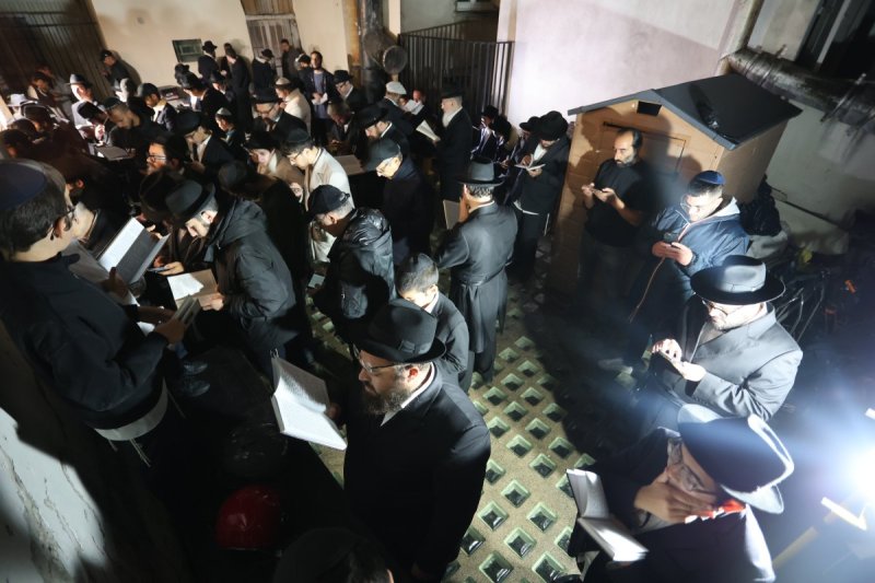 מרדכי לובעצקי