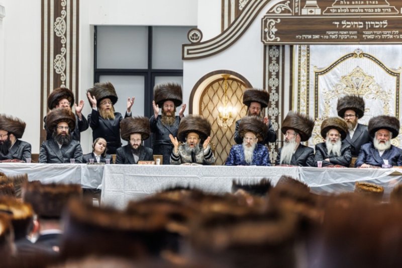 אברומי בלום, אחים לאנטשעווסקי, אייזיק י.