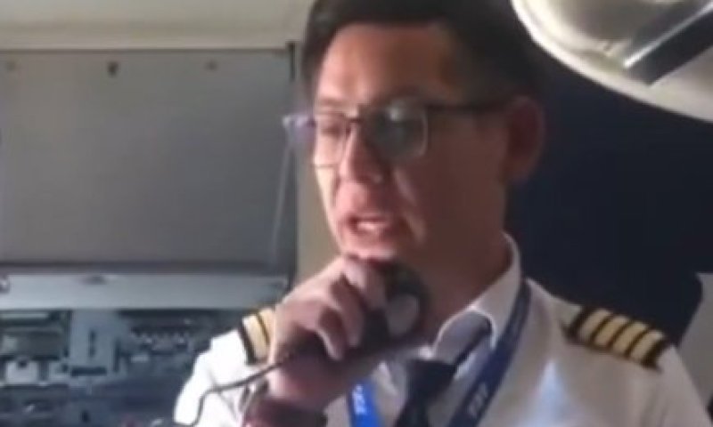 מרד בתא הטייס: הטייס סירב להמריא והתבצר במטוס - "לא זז עד שישלמו לי"